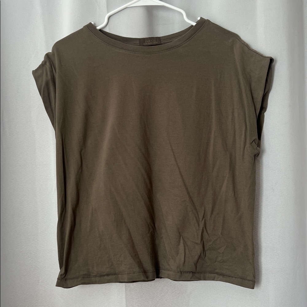 nuuds Brown Short Sleeve Women's Tee